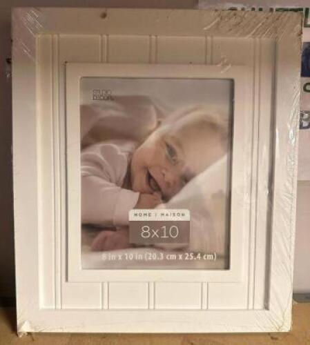 (3) 8" X 10" STUDIO DECOR WHITE PICTURE FRAMES - NEW IN WRAPPING.