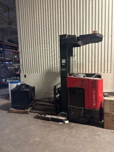 3000 LBS. CAP. ELECTRIC STAND UP FOLK LIFT