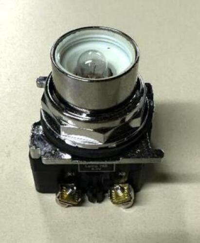 (6) ILLUMINATED PB W/O LENS