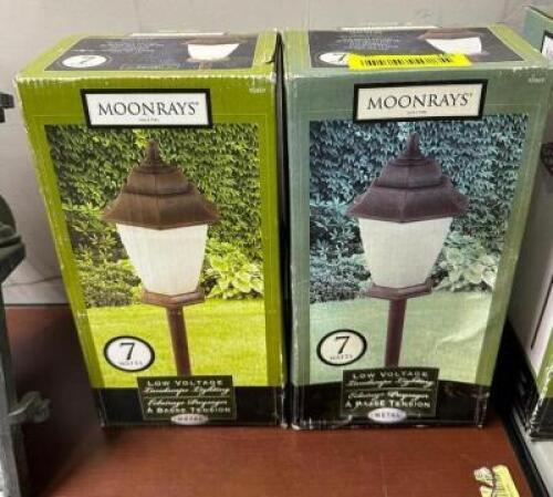 (2)- LOW VOLTAGE OUTDOOR PATHWAY LIGHTS