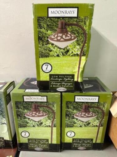 (3)- LOW VOLTAGE OUTDOOR PATHWAY LIGHTS