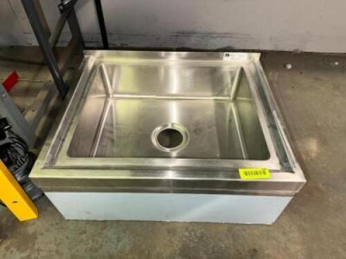 STAINLESS STEEL SINK