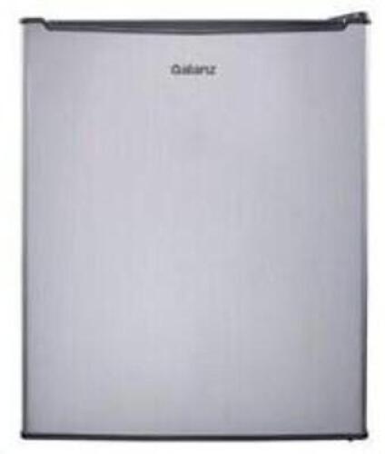 2.7 CUBIC FOOT MINI FRIDGE