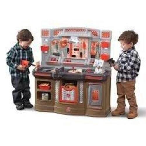 DESCRIPTION: (1) TOY WORKSHOP BRAND/MODEL: STEP 2 BIG BUILDERS PRO WORKSHOP RETAIL$: $154.99 EA QTY: 1