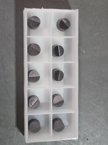 DESCRIPTION: (30) CERAMIC MILLING INSERTS BRAND/MODEL: NTK RCGX103P4815 HC2 RETAIL$: $525.47 QTY: 30