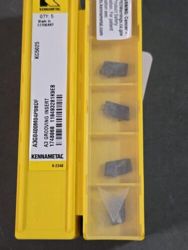 DESCRIPTION: (20) CARBIDE GROOVING INSERTS BRAND/MODEL: KENNAMETAL A3G0400M4SP08DF KC5025 RETAIL$: $402.20 QTY: 20