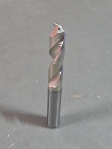 DESCRIPTION: (2) SOLID CARBIDE SML DRILL BIT BRAND/MODEL: SECO SD203-0800-027-08R1-MS SIZE: 8mm DIA 27mm DEPTH RETAIL$: $360.36 QTY: 2