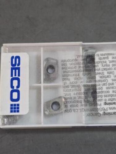 DESCRIPTION: (20) XOEX10T32R-M06CARBIDE MILLING INSERT BRAND/MODEL: SECO XOEX10T324R-M06 RETAIL$: $516.00 QTY: 20
