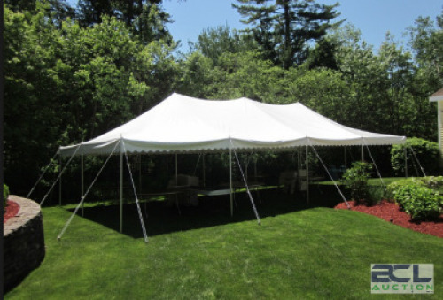 20X40 WEEKENDER POLE TENT #413