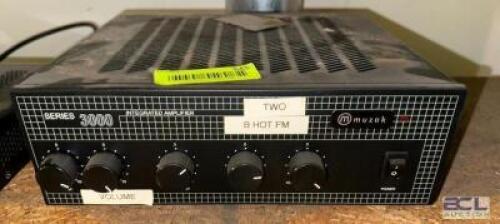 MUZARK SERIES 3000 AMPLIFIER