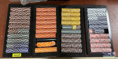 ASSORTED COLORED POKER CHIPS W/ TRAYS