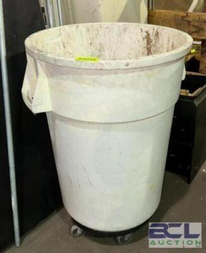 TRASH CAN WITH TRASH DOLLY