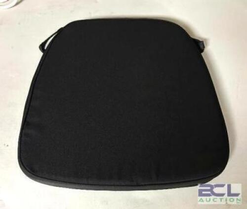 (134) BLACK CHAIR CUSHIONS FOR CHIAVARI CHAIRS