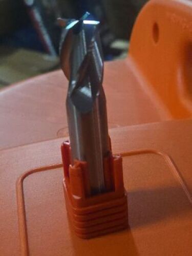 DESCRIPTION: (1) SOLID CARBIDE GP STUB SQ ENDMILL BRAND/MODEL: FULLERTON 32153 SIZE: 5/8" DIA RETAIL$: $163.98 QTY: 1