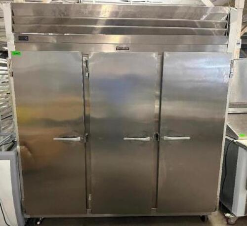 TRAULSEN THREE DOOR REACH IN COOLER.