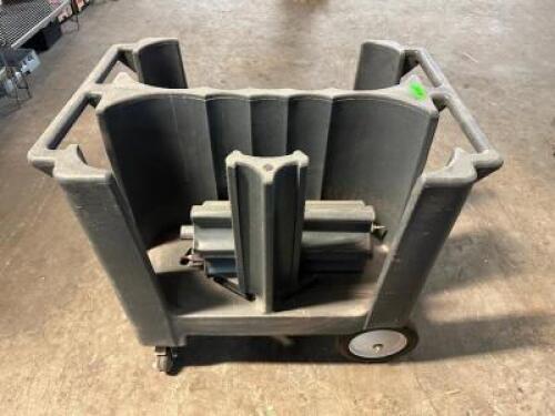 FOUR GROUP ADJUSTABLE PLASTIC POKER CHIP STYLE PLATE CART.