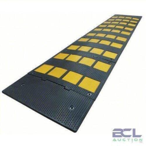 DESCRIPTION: (2) SPEED HUMP ENDS BRAND/MODEL: GUARDIAN #DH-SP-21-E INFORMATION: BLACK AND YELLOW SIZE: 1-1/2X2 RETAIL$: $50.00 EA QTY: 2