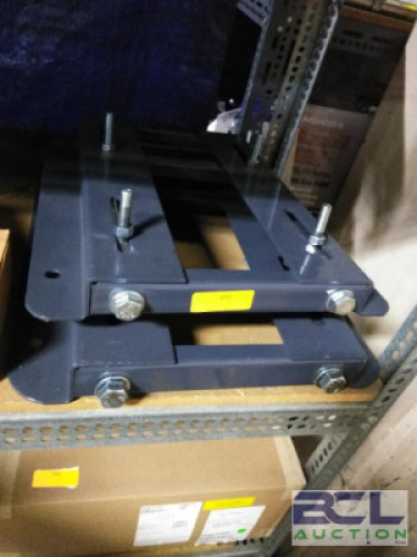 DESCRIPTION: (2) HEAVY DUTY MOUNTS INFORMATION: SEE INSPECTION QTY: 2