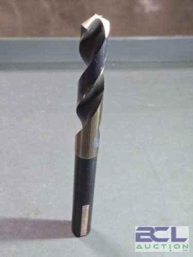 DESCRIPTION: (4) HSS REDUCED SHANK DRILL BIT BRAND/MODEL: DRILLCO 1000N134 SIZE: 17/32" DIA RETAIL$: $167.00 QTY: 1