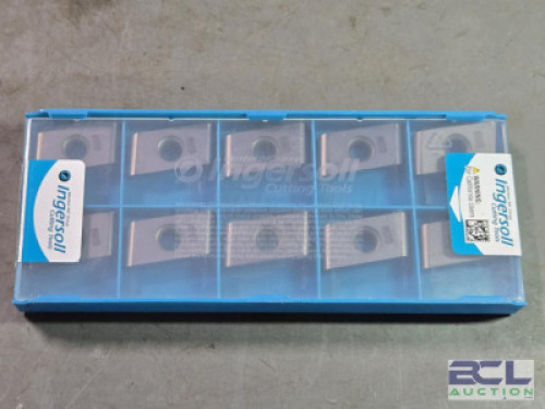 DESCRIPTION: (10) CARBIDE MILLING INSERTS BRAND/MODEL: INGERSOLL CDE444L002 IN2015 RETAIL$: $256.60 QTY: 10