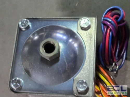 DESCRIPTION: (1) DIAPHRAGM PRESSURE SWITCH BRAND/MODEL: BARKSDALE D2SH18SS SIZE: 1/4" NPTF RETAIL$: $611.08 QTY: 1