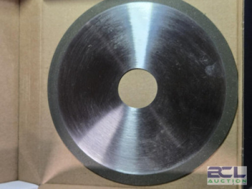 DESCRIPTION: (1) DIAMOND CUTOFF WHEEL BRAND/MODEL: MADE IN USA 81548323 SIZE: 6" DIA 0.0350" THICK 1-1/4" HOLE DIA RETAIL$: $218.15 QTY: 1