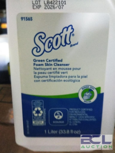 DESCRIPTION: (6) FOAMING HAND SOAP REFILL BRAND/MODEL: SCOTT #91565 SIZE: 33.8 OZ RETAIL$: $11.00 EA QTY: 6