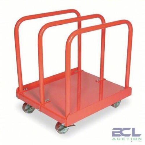 DESCRIPTION: (1) VERTICAL PANEL TRUCK BRAND/MODEL: DAYTON/4ZJ28A INFORMATION: 4000LB CAPACITY RETAIL$: $863.82 SIZE: 30 1/2" X 35 1/2" X 38" QTY: 1