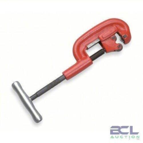 DESCRIPTION: (2) PIPE CUTTER BRAND/MODEL: WESTWARD #4YR88 SIZE: ALUMINUM/BRASS/COPPER/STEEL, 1/2 IN TO 2 IN CUTTING CAPACITY RETAIL$: $127.37 EA QTY: