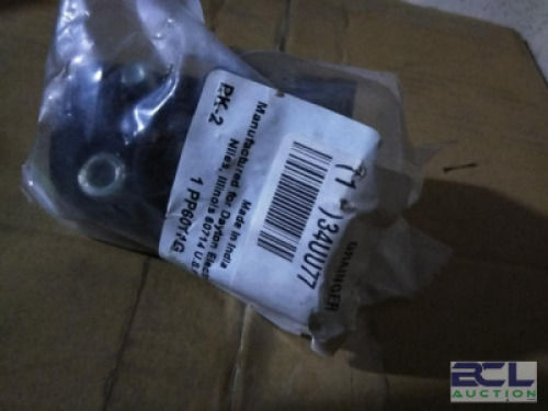 DESCRIPTION: (10) COUPLING BRAND/MODEL: DAYTON #34UU77 RETAIL$: $17.15 EA QTY: 10