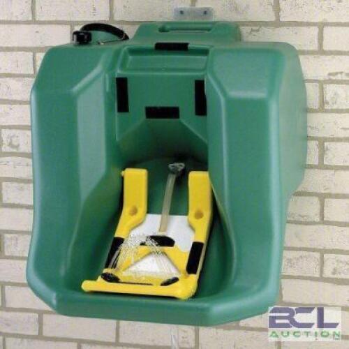 DESCRIPTION: (1) EYE WASH STATION BRAND/MODEL: HAWS #4HRX9 INFORMATION: GREEN SIZE: GREEN, 22 1/2 IN HT, 21 1/2 IN WD, 19 1/2 IN DP, WALL OR CART MOUN