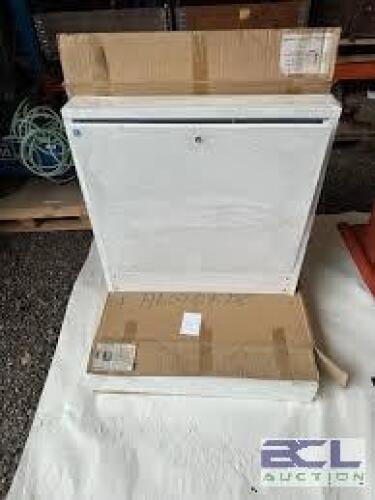 DESCRIPTION: (1) DISTRIBUTOR CABINET BRAND/MODEL: LK #UTF7-12 INFORMATION: ON THE WALL TYPE RETAIL$: $175.25 EA QTY: 1