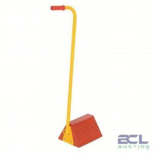DESCRIPTION: (1) WHEEL CHOCK BRAND/MODEL: VESTIL #32X823 SIZE: Rubber, 20 1/2 in Overall Lg, 8 in Overall Wd, 37 1/8 in Overall Ht, 1 Chocks RETAIL$: