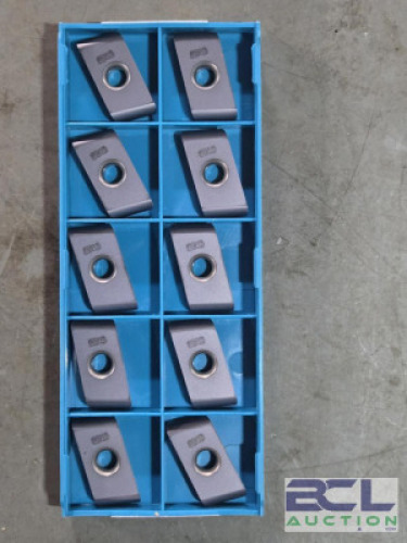 DESCRIPTION: (10) CARBIDE MILLING INSERTS BRAND/MODEL: INGERSOLL CDE444L002 IN2015 RETAIL$: $256.60 QTY: 10