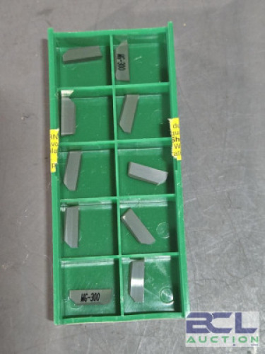 DESCRIPTION: (20) CERAMIC GROOVING INSERTS BRAND/MODEL: GREENLEAF TL-17-9587 WG-300 RETAIL$: $762.90 QTY: 20