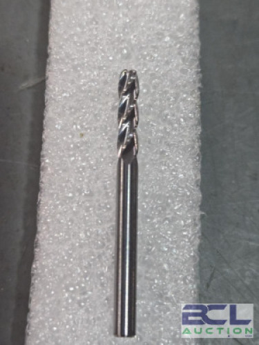DESCRIPTION: (10) SOLID CARBIDE CORNER RADIUS END MILL BRAND/MODEL: GARR 761991 SIZE: 1/8" DIA .035" RAD 1/2" FL RETAIL$: $183.33 QTY: 10