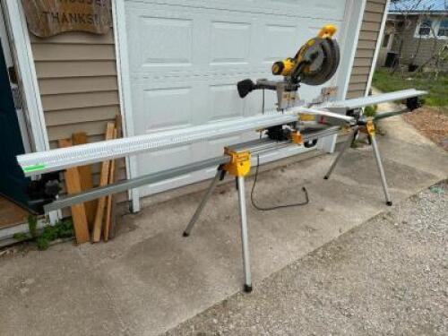 DEWALT 12" DOUBLE BEVEL SLIDING COMPOUND MITER SAW W/ HD MITER SAW STAND