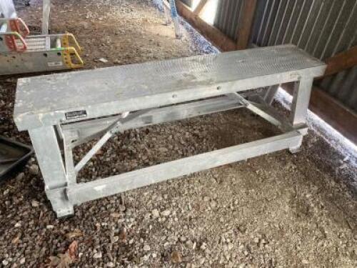 HEAVY DUTY ALUMINUM DRYWALL BENCH. ( ADJUSTABLE)