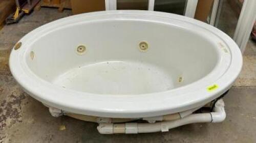 WHITE OVAL JACUZZI TUB