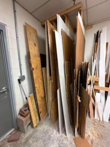 ASSORTED PIECES OF PLYWOOD AND DRYWALL