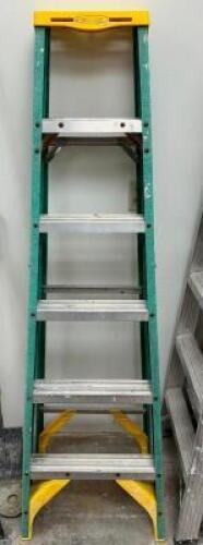 6FT FIBERGLASS LADDER