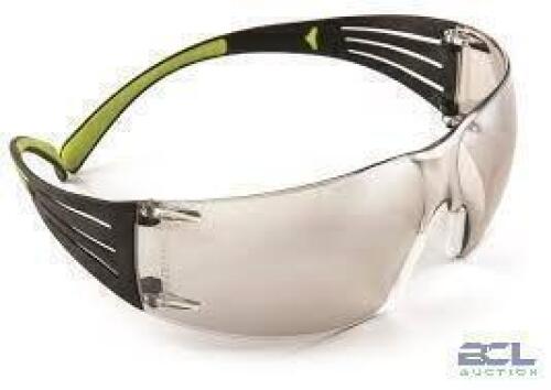 DESCRIPTION: (6) PAIRS OF SAFETY GLASSES BRAND/MODEL: 3M SECUREFIT RETAIL$: $5.00 EA QTY: 6