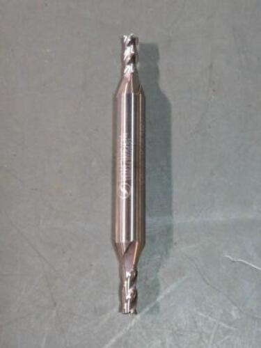 DESCRIPTION: (2) CARBIDE DE SQ END MILLS BRAND/MODEL: FULLERTON 32493 SIZE: 3/16" RETAIL$: $124.78 QTY: 2