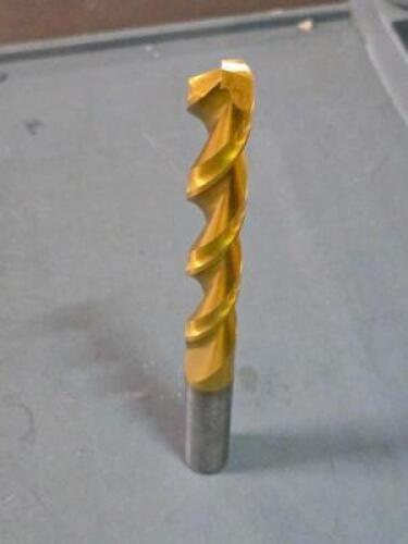 DESCRIPTION: (4) HS JOBBER DRILL BITS BRAND/MODEL: WESTWARD 6PTA8 SIZE: 15MM DIA RETAIL$: $151.72 QTY: 4