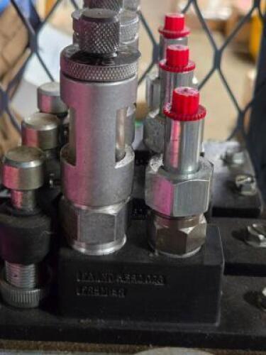 DESCRIPTION: (1) P-55 LUBRICATOR BOX WITH 3 PUMPS BRAND/MODEL: CPI 7011 INFORMATION: MUST INSPECT RETAIL$: $3,261.06 QTY: 1
