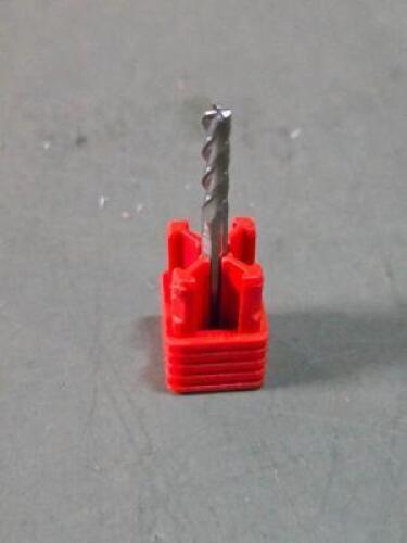 DESCRIPTION: (6) SOLID CARBIDE SQ END MILL BRAND/MODEL: FULLERTON 32008 SIZE: 1/8" DIA RETAIL$: $67.74 QTY: 6