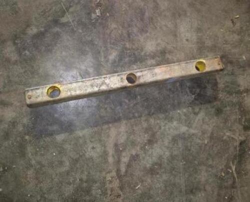 (8) - 3 HOLE STAKE BARS