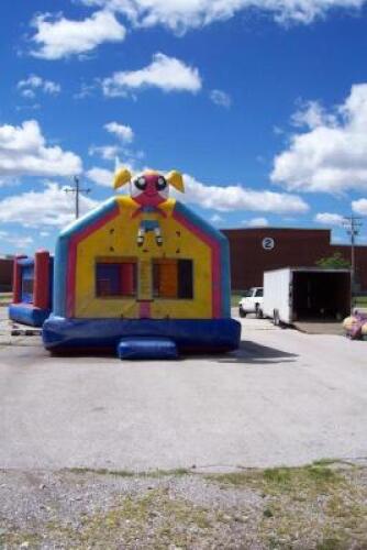 POWDER PUFF BOUNCE HOUSE