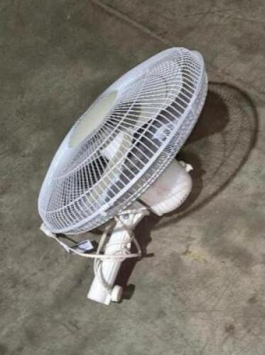 (6) - THREE SPEED OSCILLATION WHITE FANS