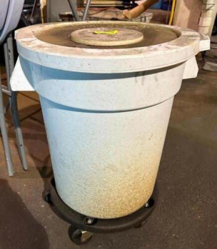 TRASH CAN WITH TRASH DOLLY